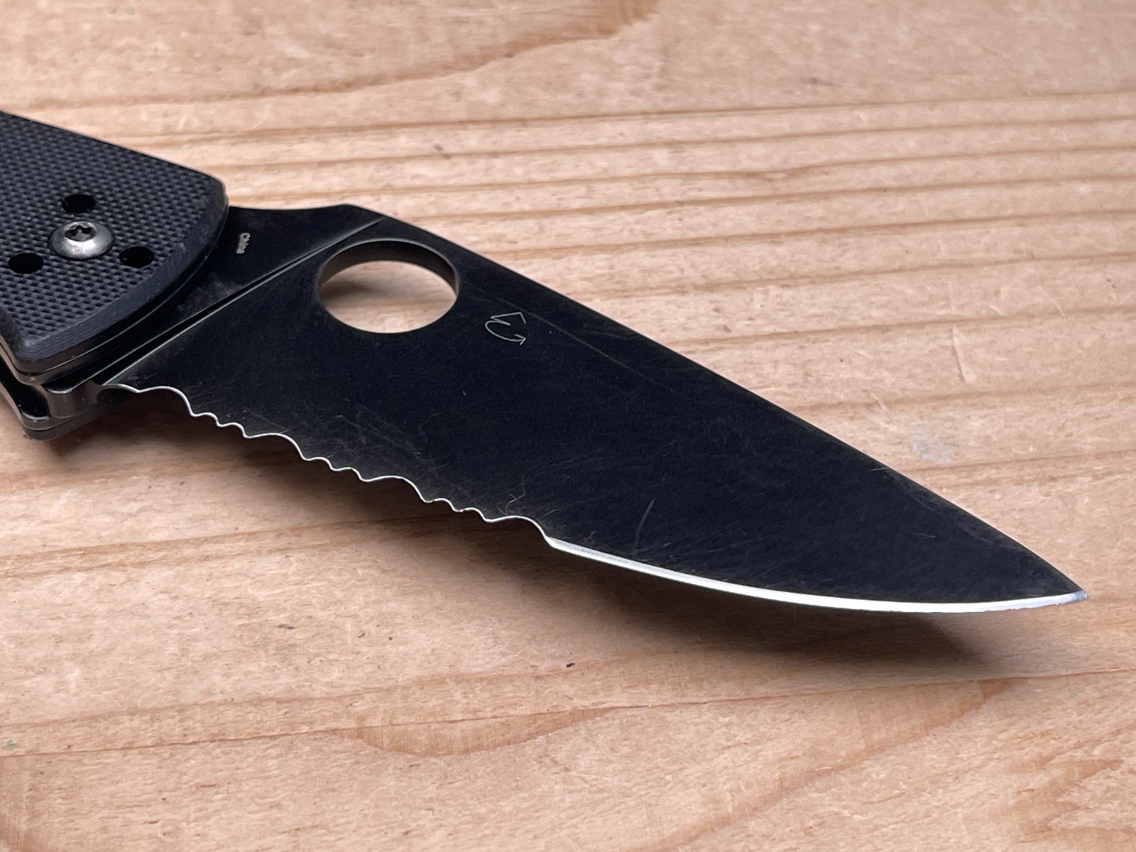 Spyderco Tenacious Folding Pocket Knife 8Cr13MoV Black Partially Serrated Blade