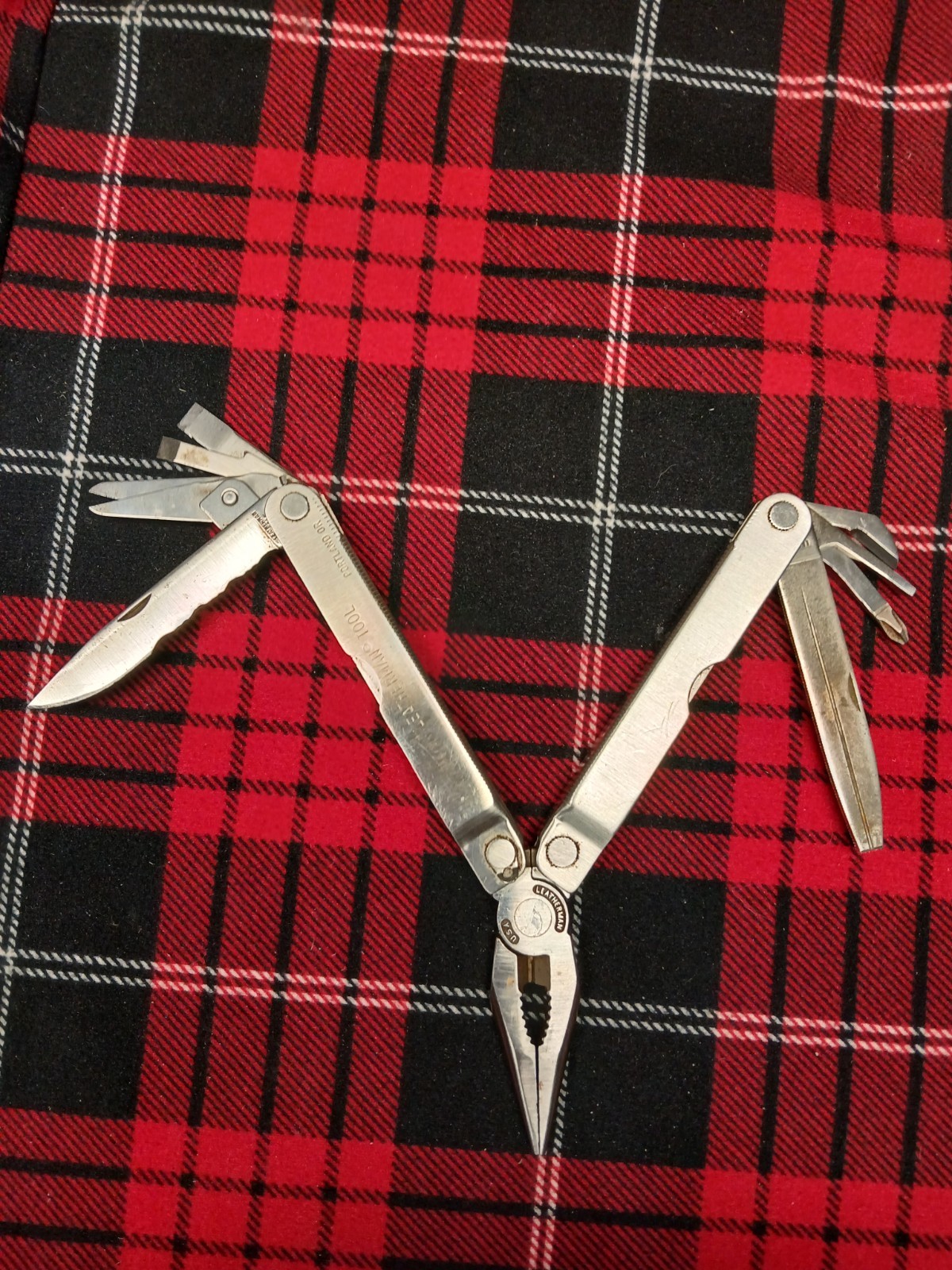 Leatherman “Tool” Multi-Tool With a Leather Case