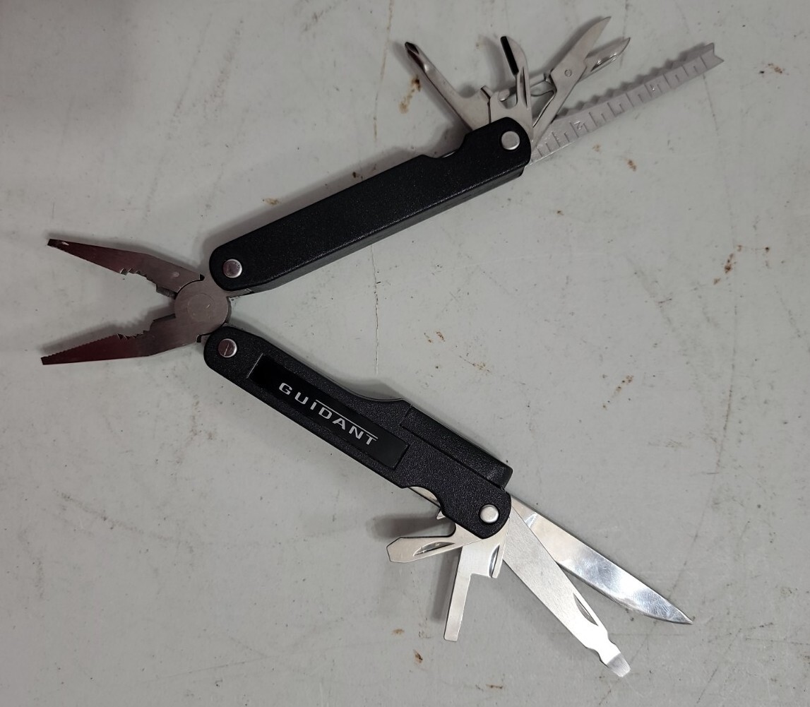 Pocket Multi Tool Knife Multi Function Pliers w/ Sheath Outdoor Survival