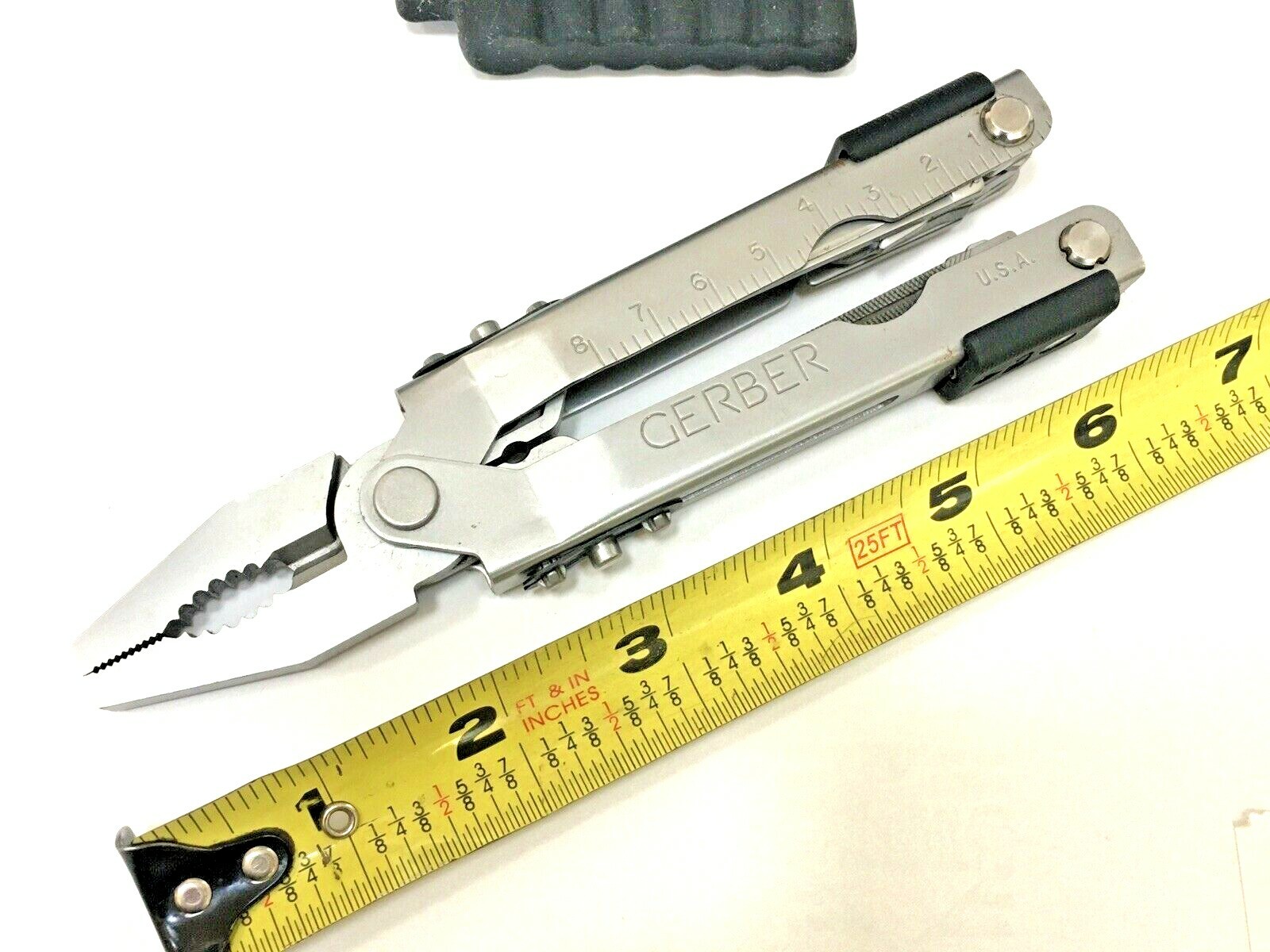 Gerber Stainless Steel Multitool Plier 12 tools w/6 bit in Ballistic Nylon Case