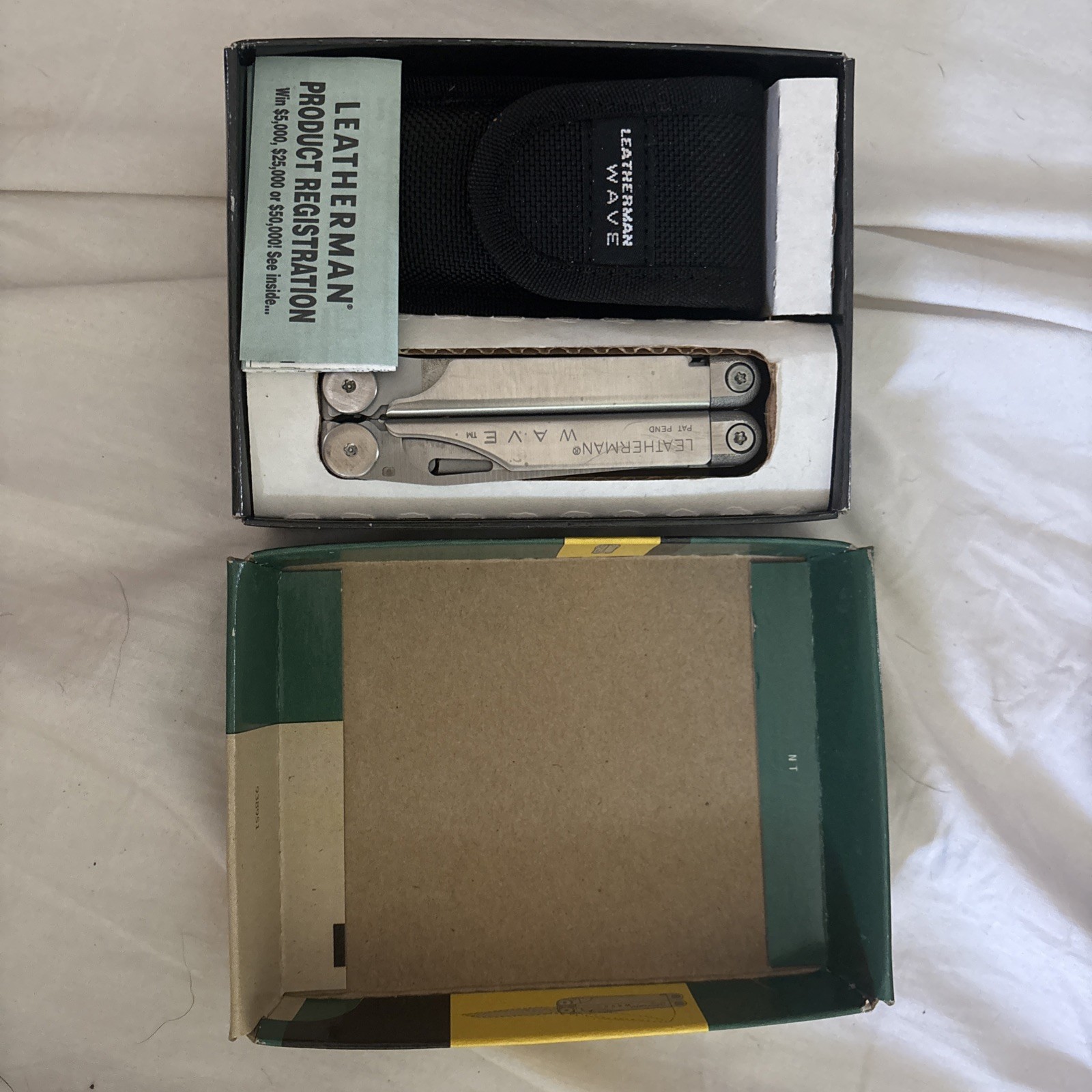 SUPER RARE THE ORIGINAL LEATHERMAN WAVE TOOL NEVER USED circa 1999 FULL SET