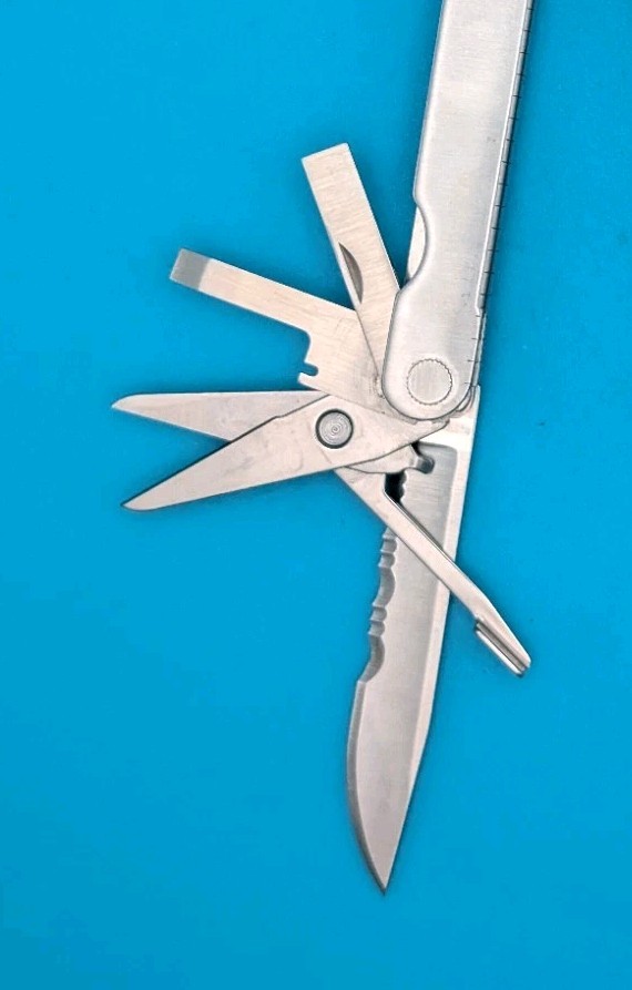 Leatherman PST 2 Multi Tool! 09/97 Date Stamp! Fast Shipping! With Sheath!