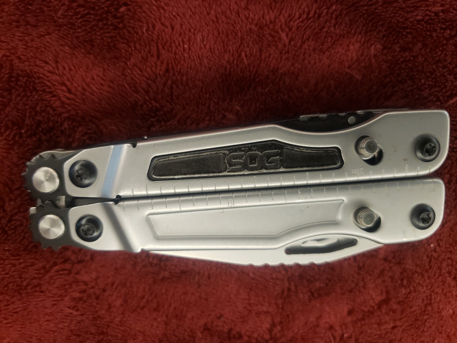 Retired SOG PowerPlay Knife Pliers Multi Tool