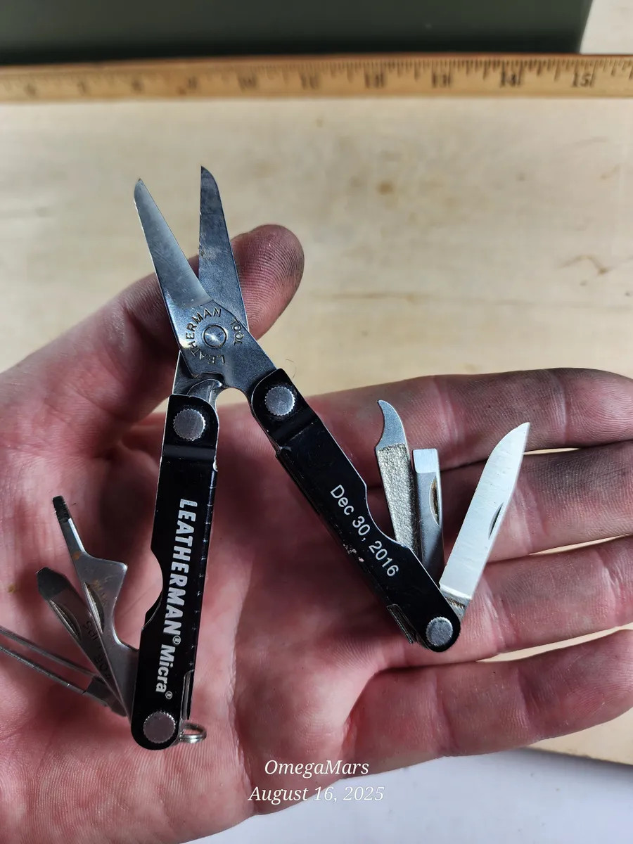 Leatherman Micra Black #5 Light usage