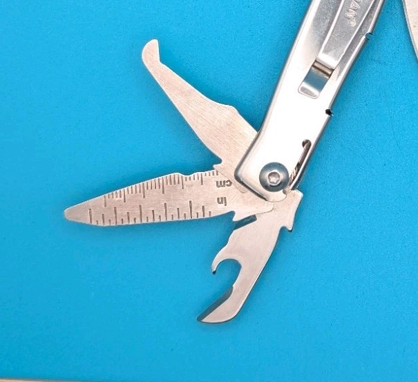 Leatherman Rev 3.8″ Multi-Tool, Stainless!