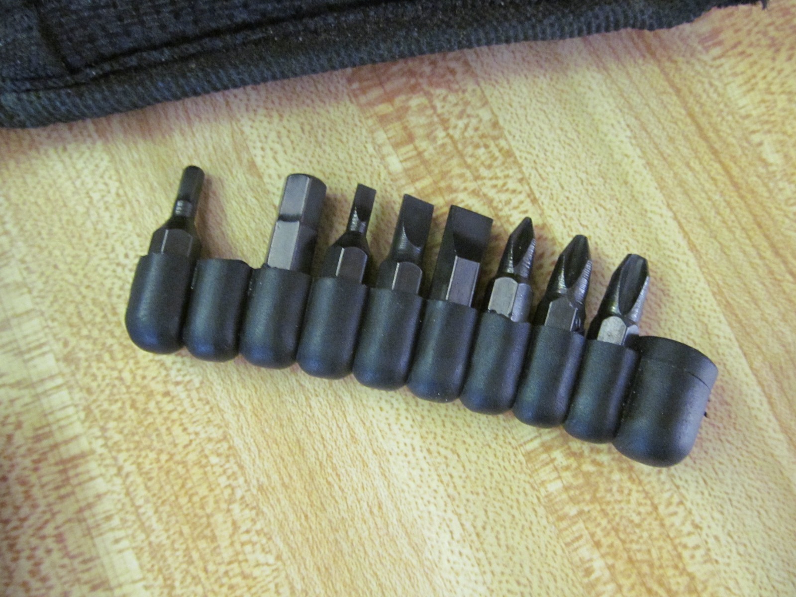 Lot of 8 Various brands inc. Winchester and Coast Multi Tools
