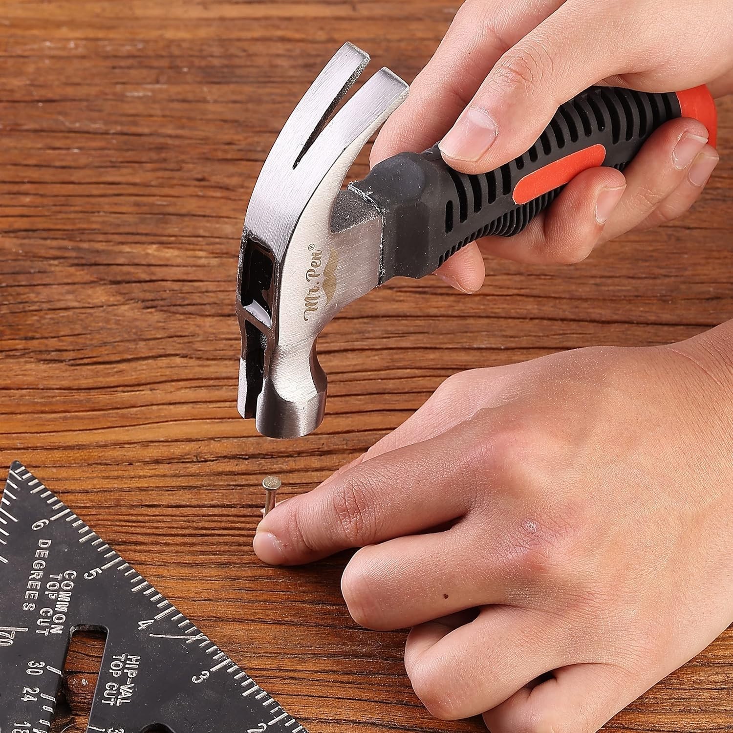 Compact 8oz Stubby Claw Hammer with Non-Slip Grip – Perfect for DIY Projects