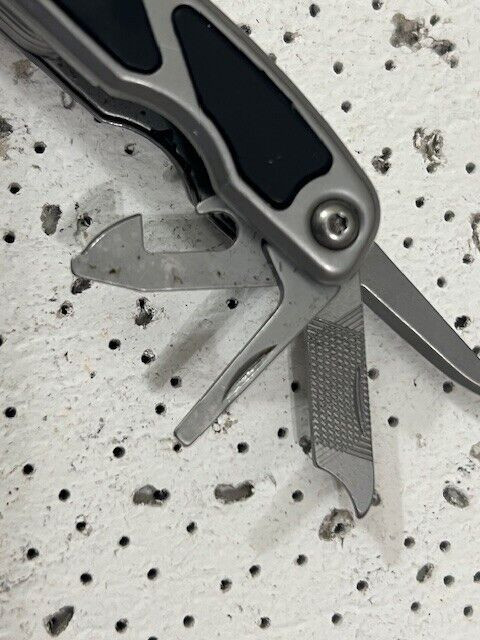 Coast Multi Tool Silver And Black Pilers 10 tools —