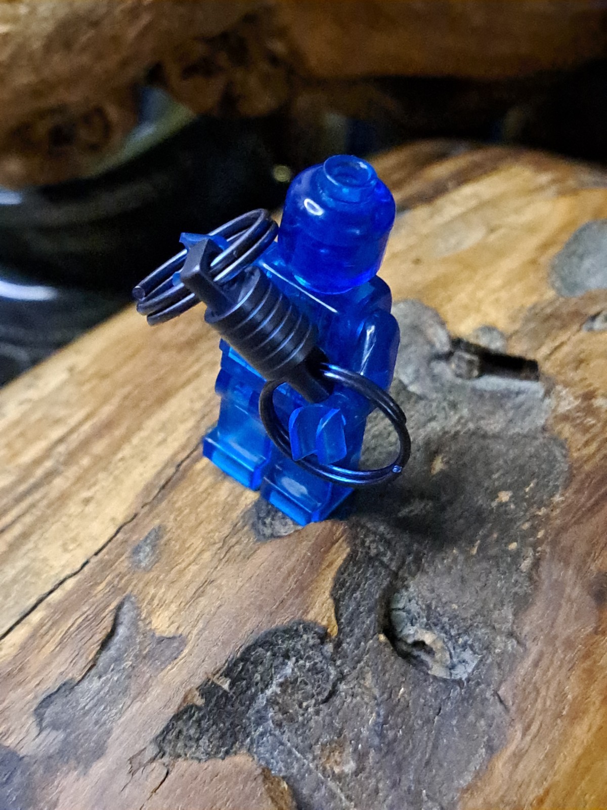 Pro Mini Series Anodized Titanium Swivel With 15mm Titanium Keyrings