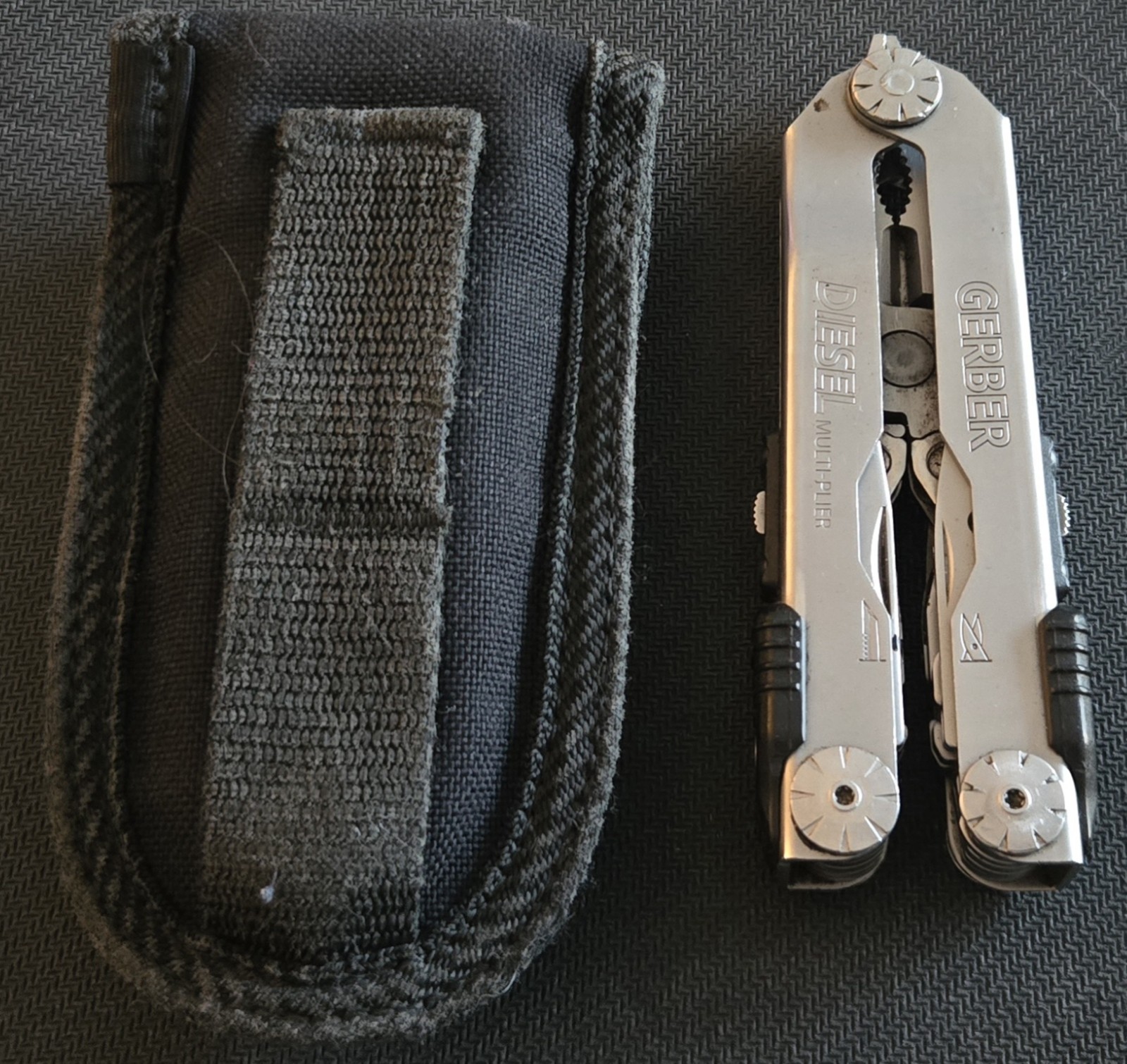 Gerber Multi-Plier 600 MP 600 ProScout Double Blade Carbide Multi Tool