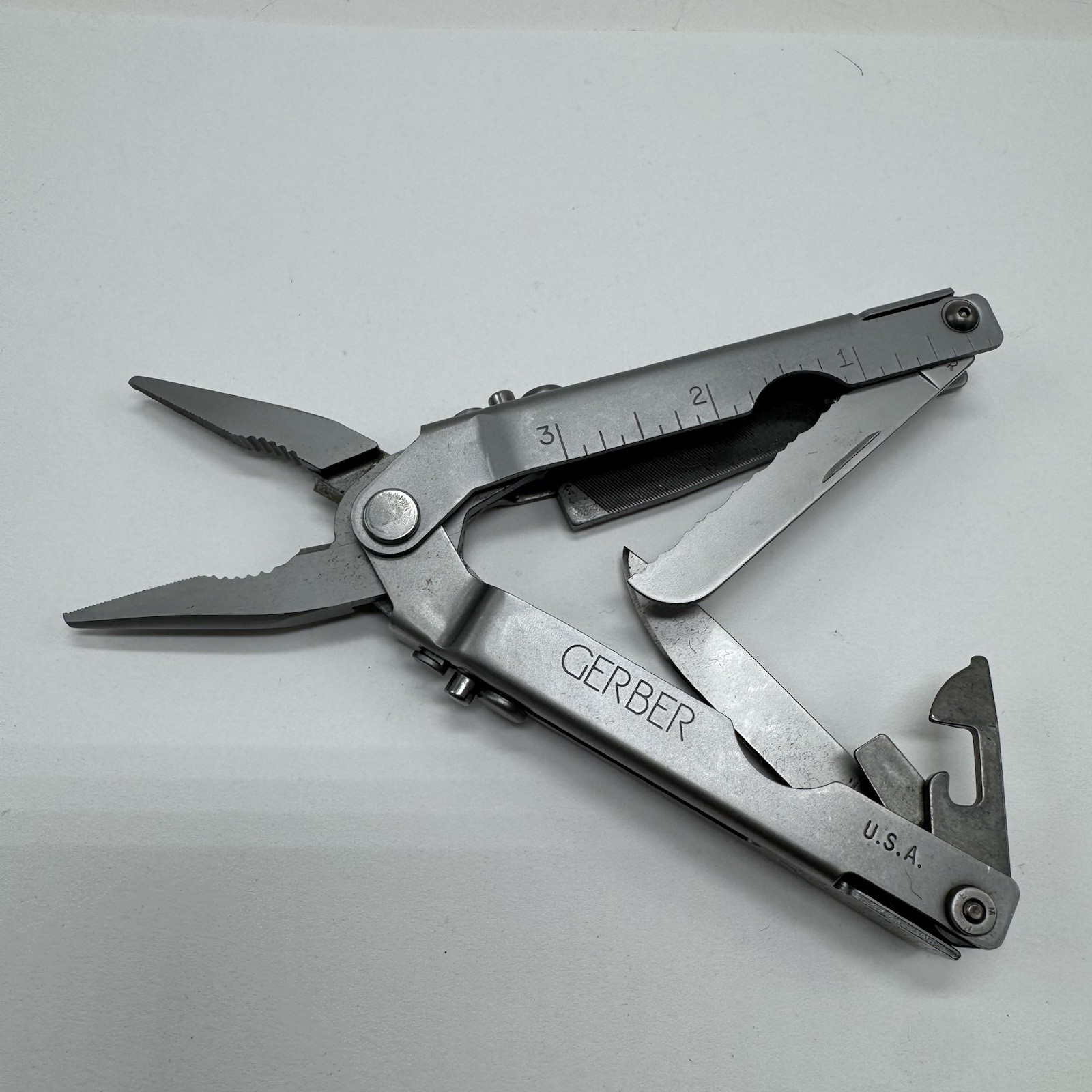 Vintage Gerber USA Multi Tool Patent 5142721 5212844 With Case