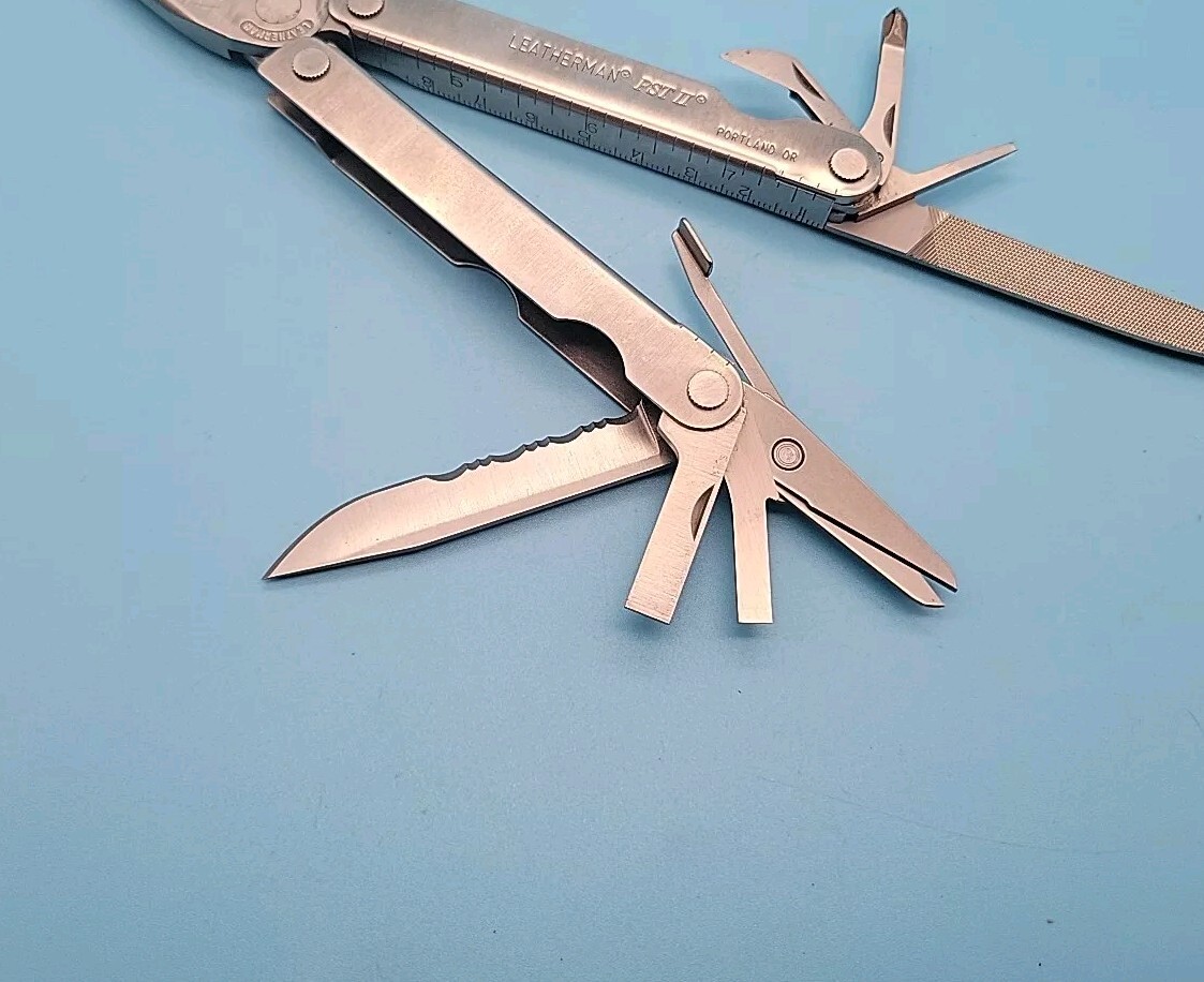 Leatherman PST II Multi-Tool Dated 0802 – Knife, Pliers, Scissors – Retired