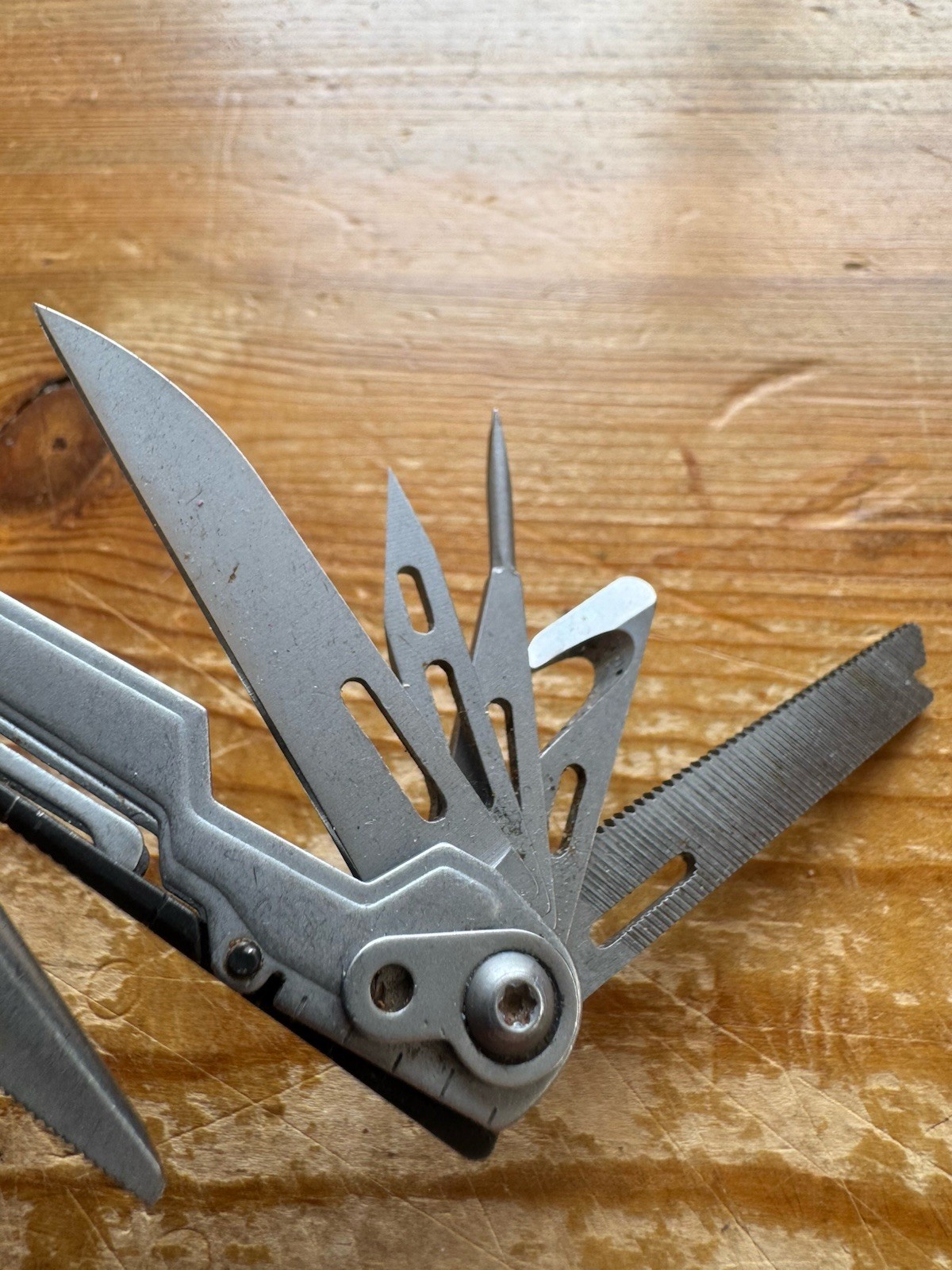 SOG PowerPint Multi-Tool