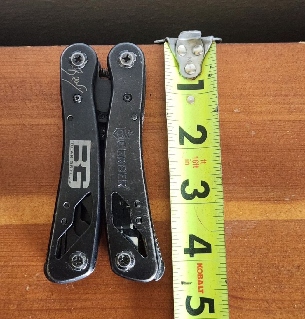 Gerber Bear Grylls Ultimate Multi-Tool Pliers Knife + more survival tool