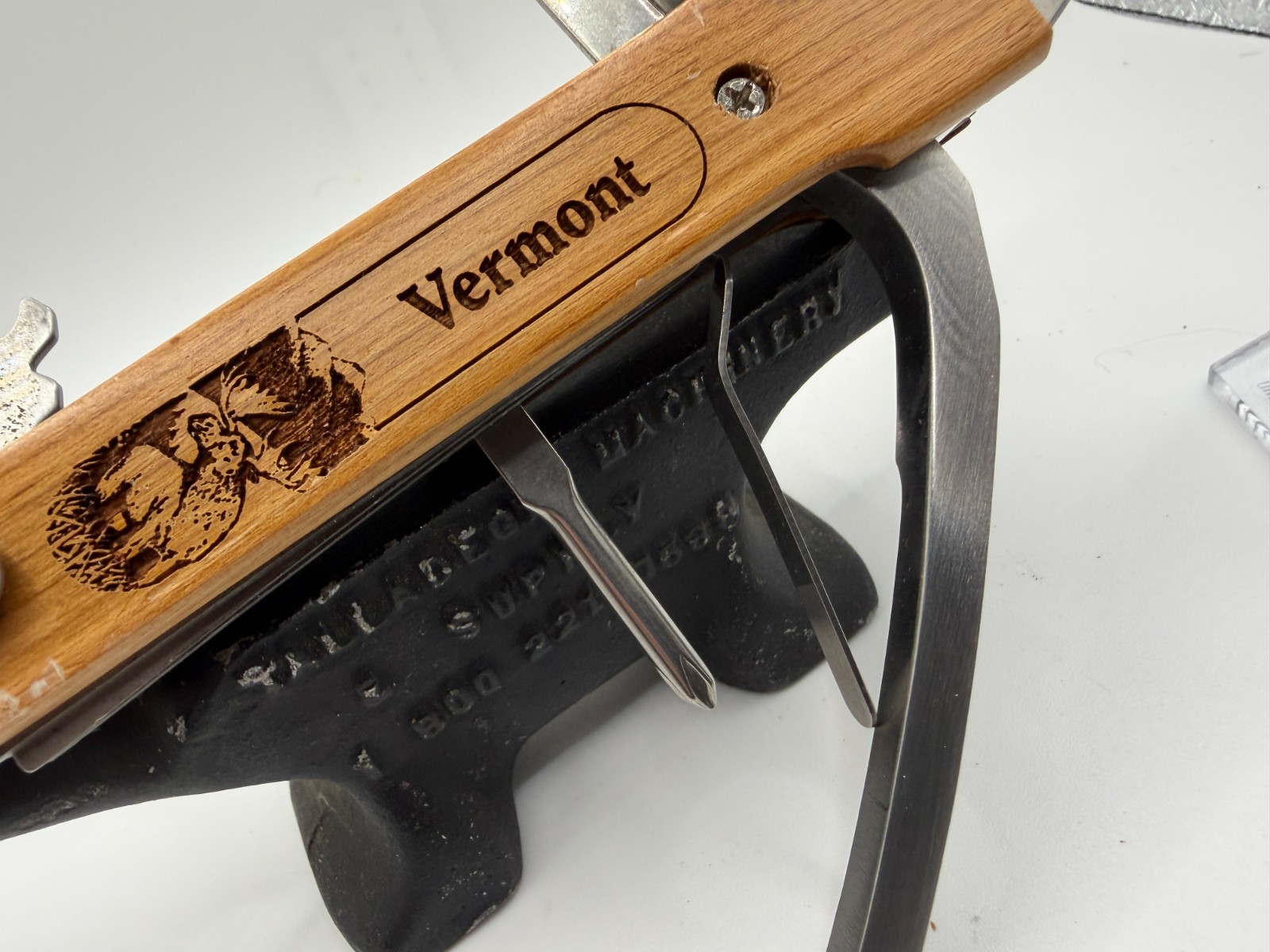 Multi Tool Vermont with Sheath