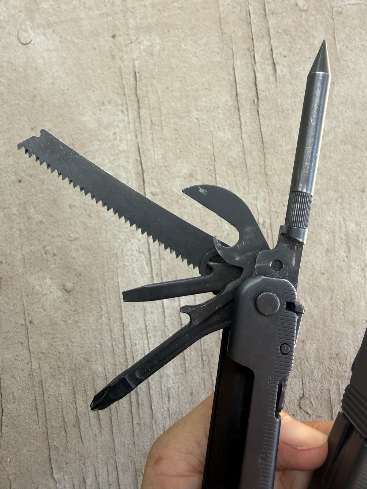 LEATHERMAN SUPER TOOL 300 EOD MULTI-TOOL CARBIDE CUTTERS BLACK OXIDE W/POUCH