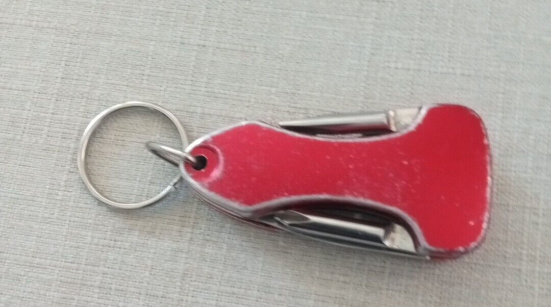Snap-On Red Multi Tool Keychain Flashlight Knife Bottle Opener