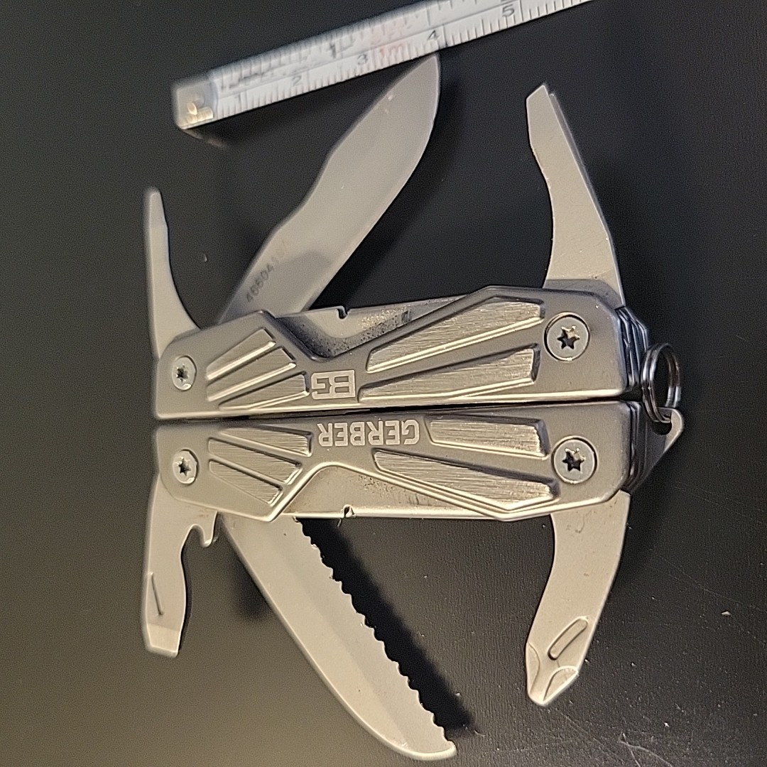 Gerber Bear Grylls BG Compact Gray Mini Suspension Multitool 2.5 Inch Plyers Wow