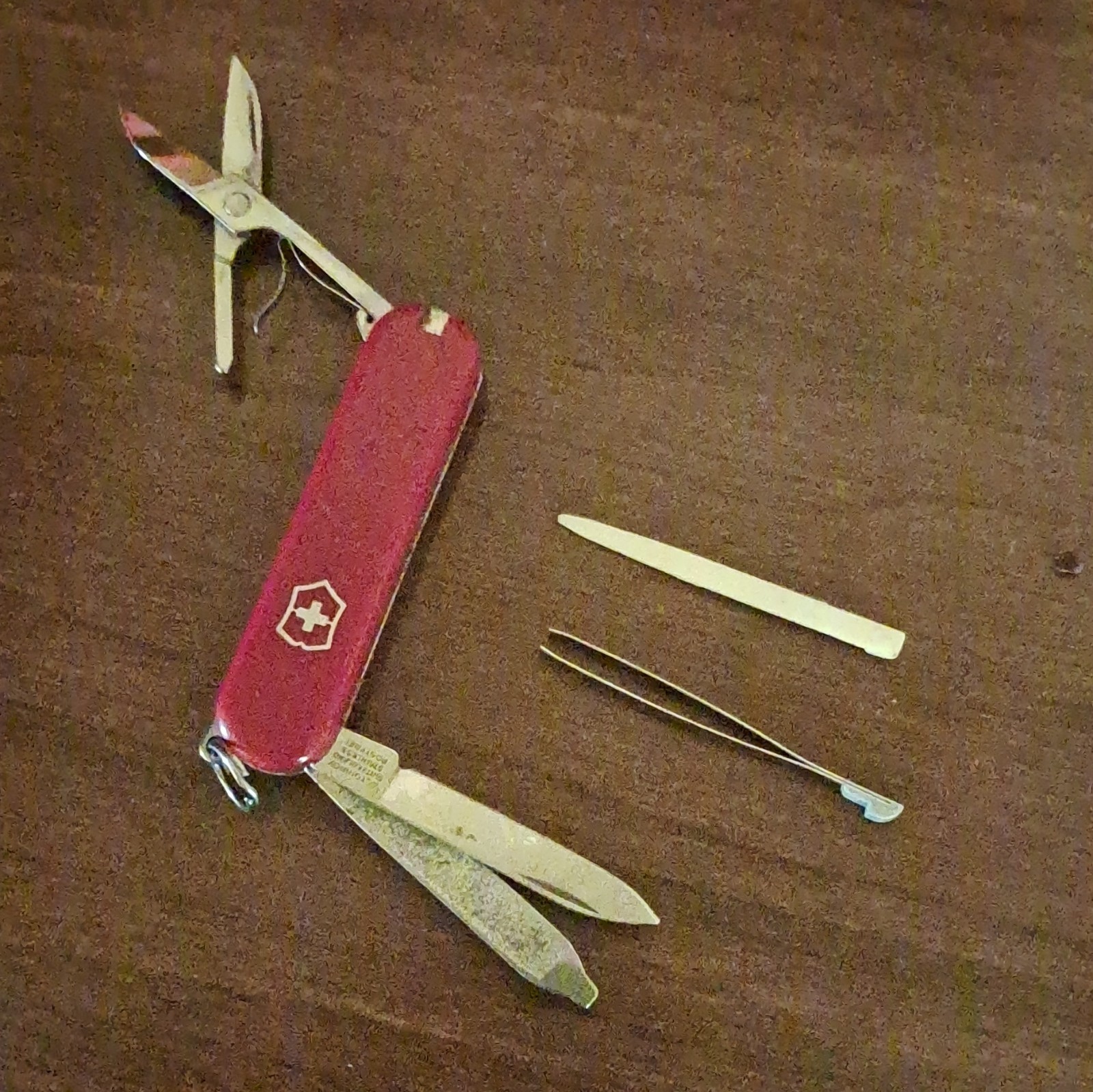Victorinox Swiss Army Knife Red 7-Tool Multi-Tool w/ Scissors Key Ring