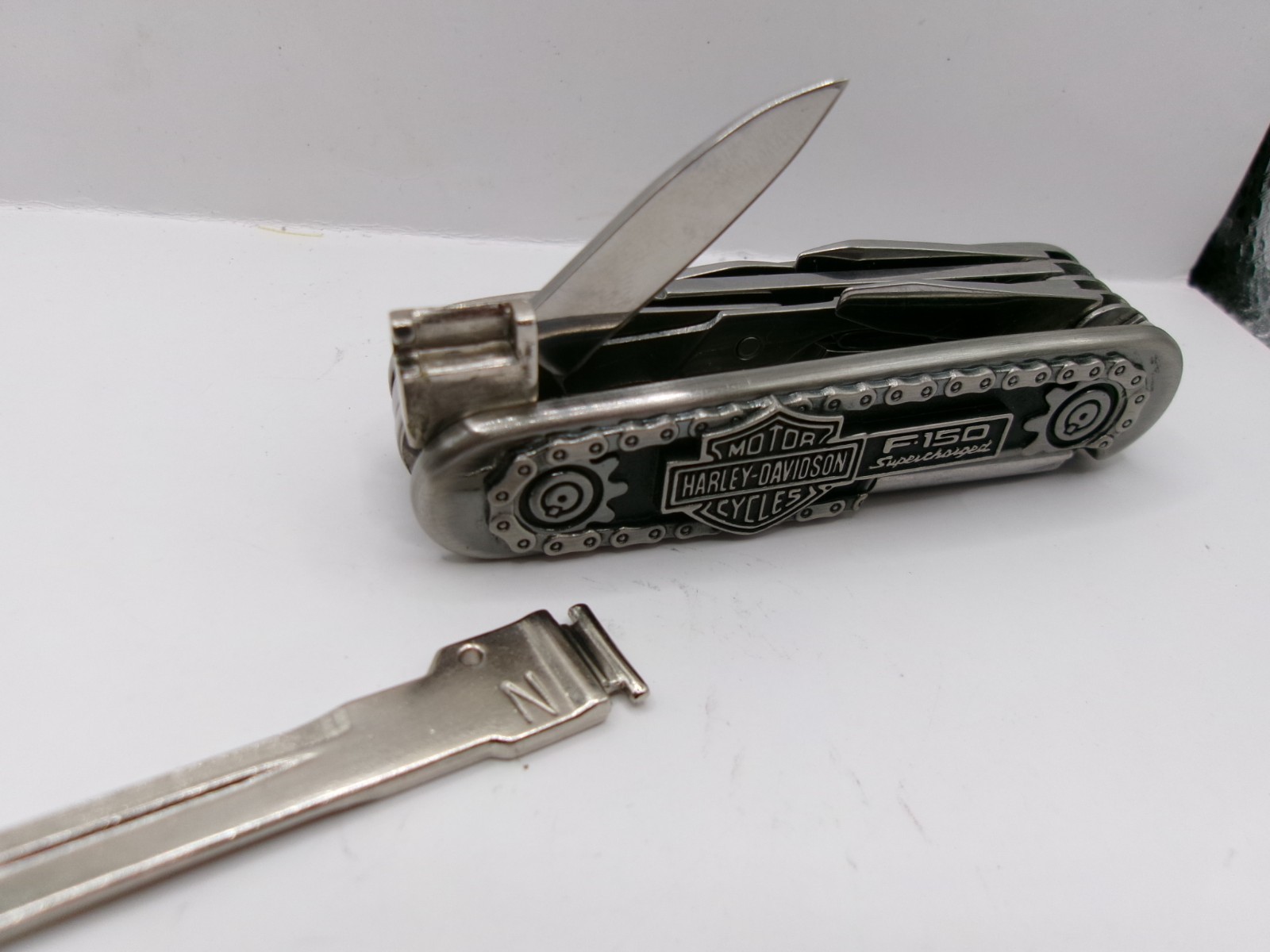 Harley Davidson Multitool Ford Harley-Davidson™ F-150 Knife with Leather Sheath