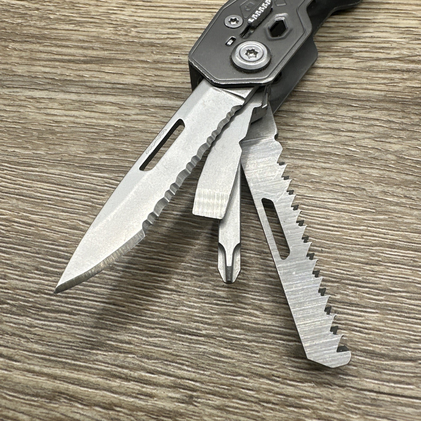 Gerber Truss Multi-Tool Pliers Knife Folding EDC FAST SHIPPING!