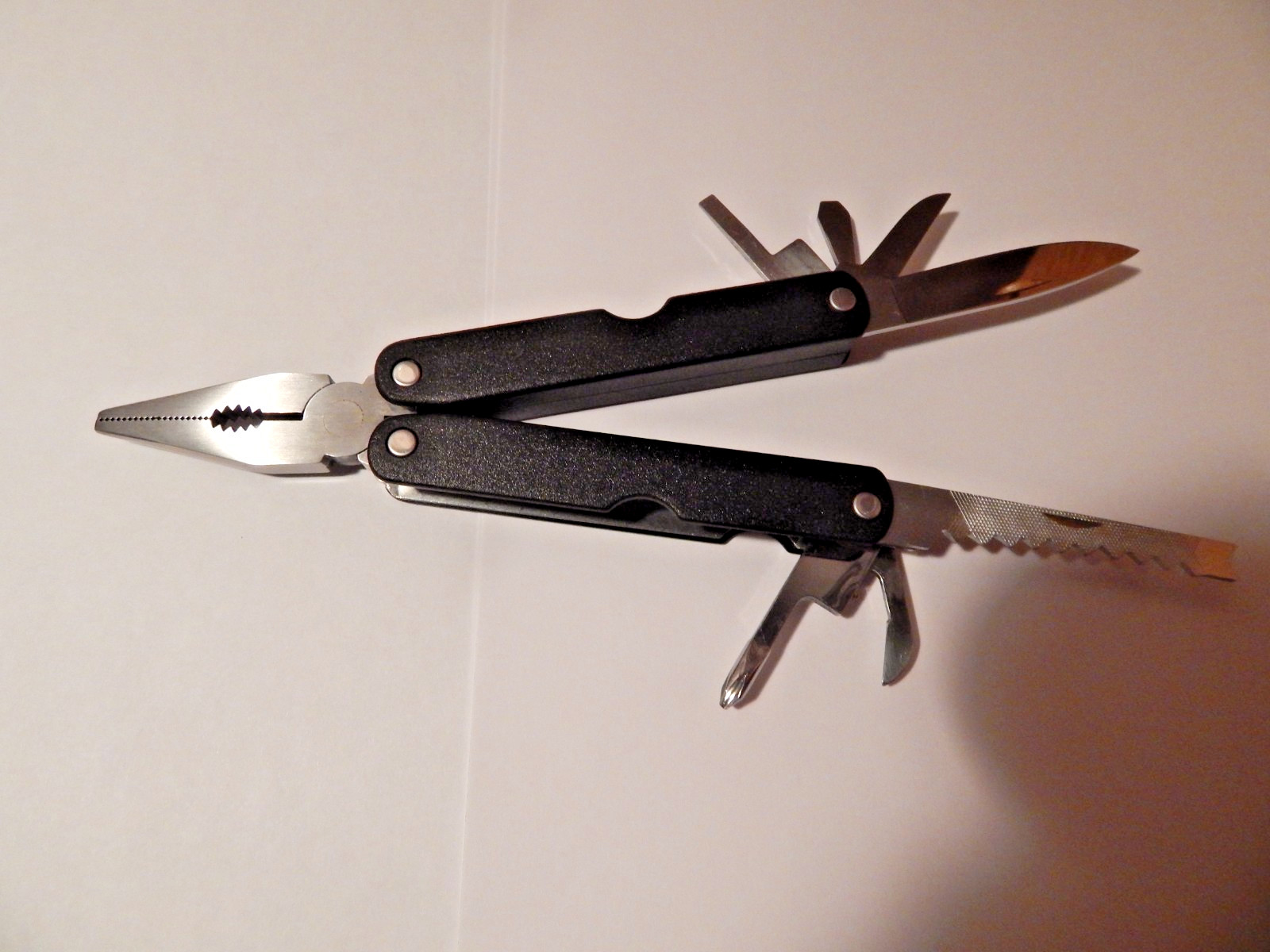 Barlow Multi-Tool Pocket Knife With Nylon Case.