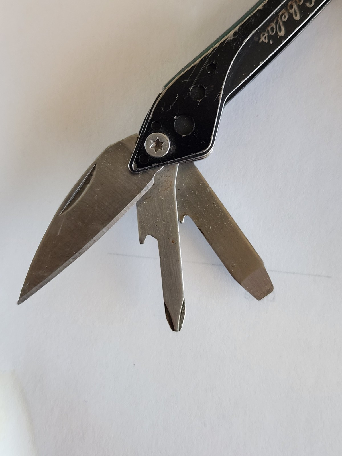 2 Cabelas Small Multi-Tool / Orange, Black
