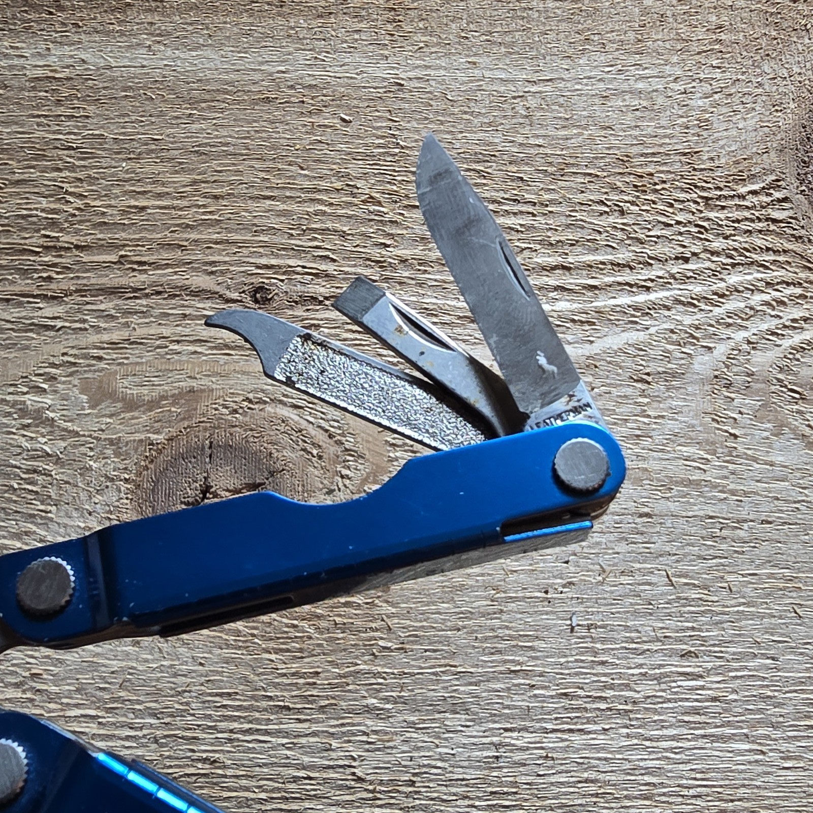 LEATHERMAN MICRA MINI SCISSORS MULTI TOOL 420HC KNIFE 64010101K BLUE