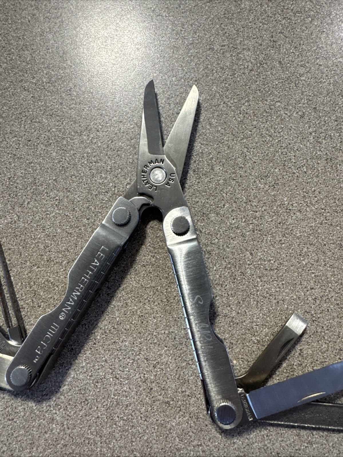 Leatherman Micra Multi-Tool Knife Scissors Key Ring Stainless 10 Tools Car Purse
