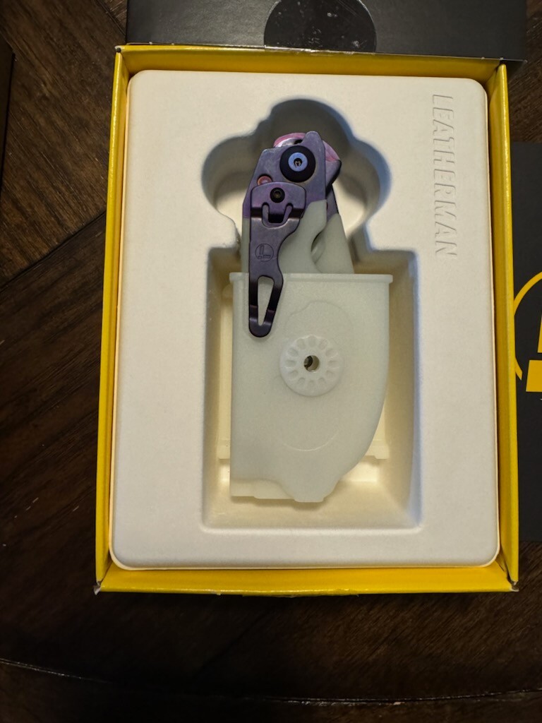 Leatherman Raptor Purple-glo Limited Edition, Numbered 196/500