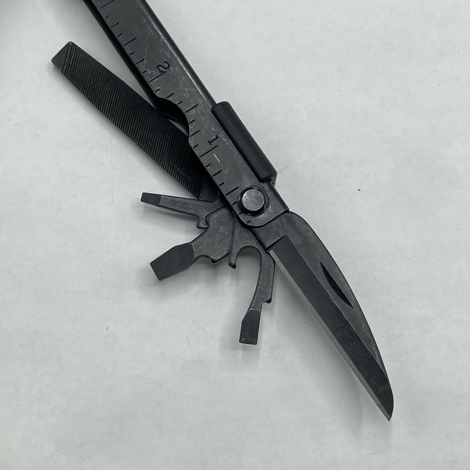 Gerber MP 600, Carbide Cutters, Needlenose – Black