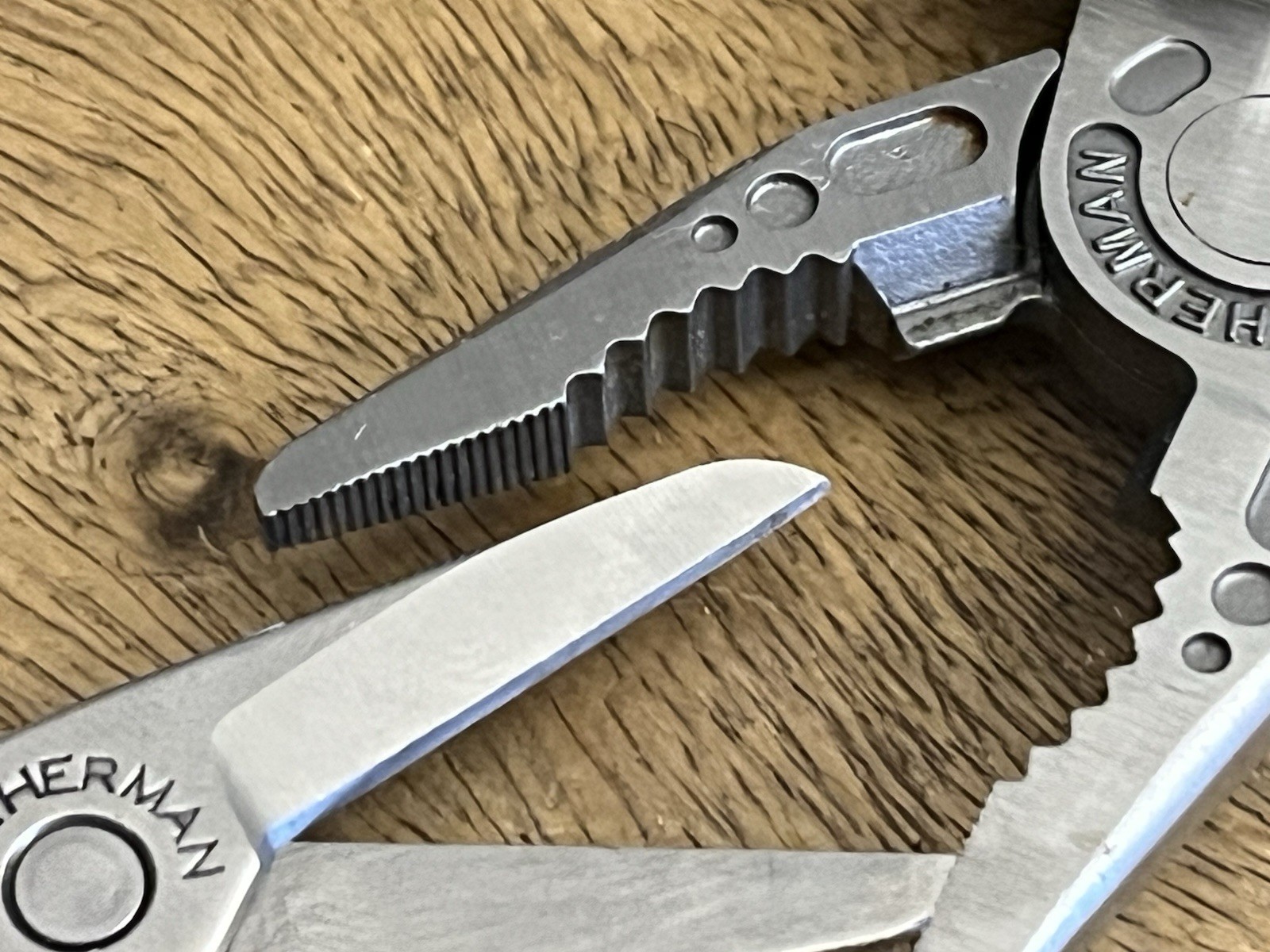 Leatherman Skeletool CX MultiTool 154CM Blade w/Sheath & MICRA (Lot Of 2)