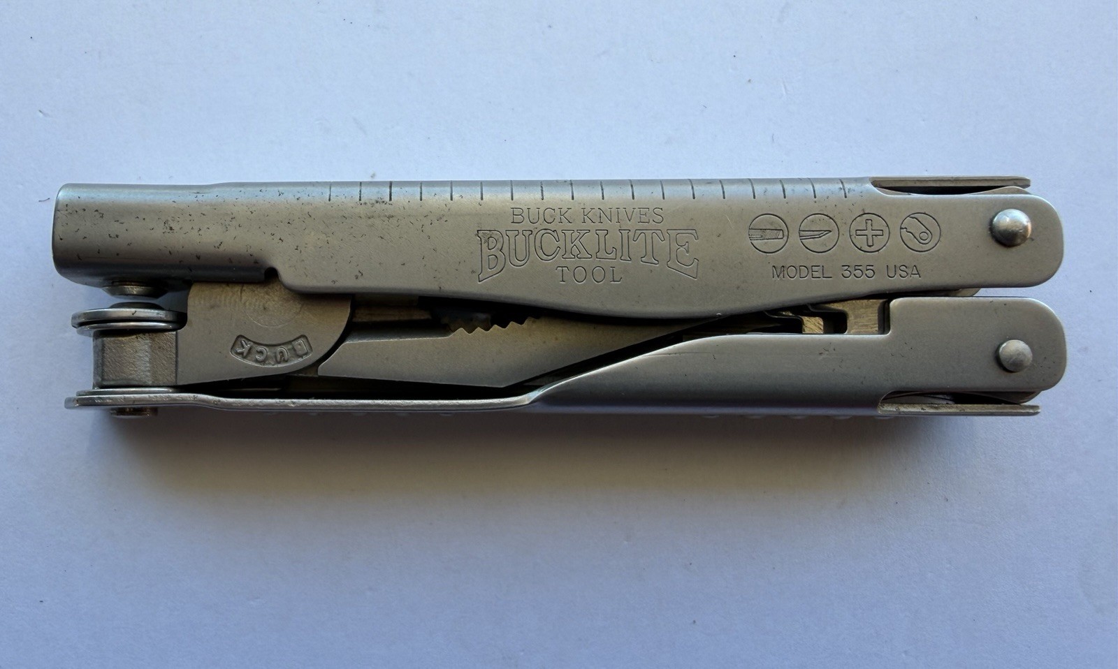 BUCK USA BUCK LITE TOOL 355 MULTI TOOL RETIRED COLLECTIBLE EXCELLENT OVERALL