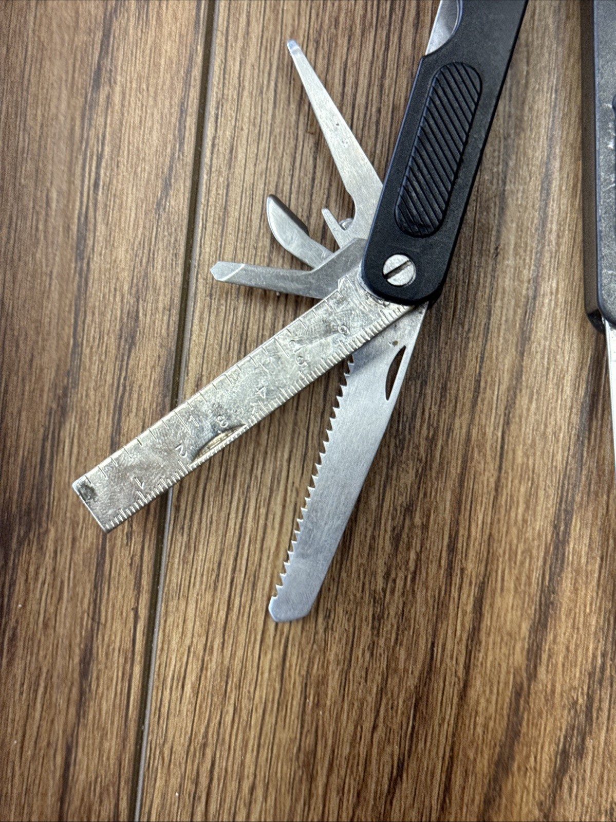 11-in-1 multi tool Pliers Knife Opener File Survival Hunting Camping