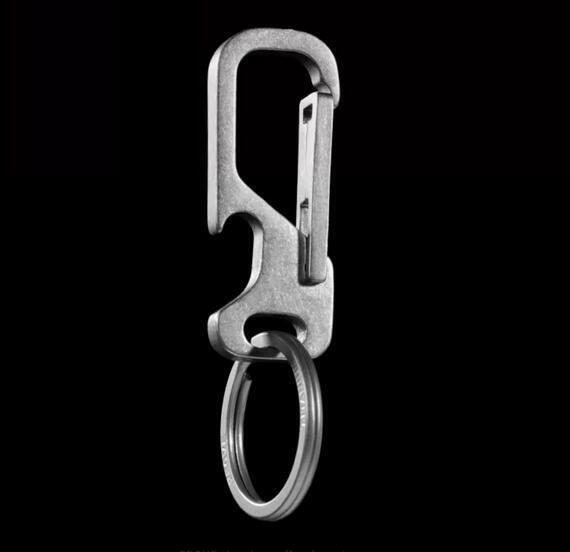 1PC EDC Titanium Key Chain Multifunctional Carabiner Car Keychain Organizer Gift