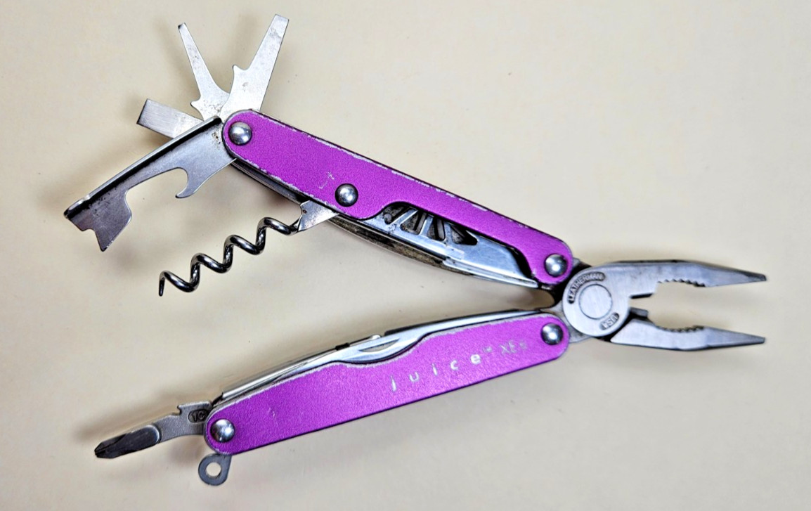 Leatherman Juice XE6 Purple Multi-Tool – Retired Collectable