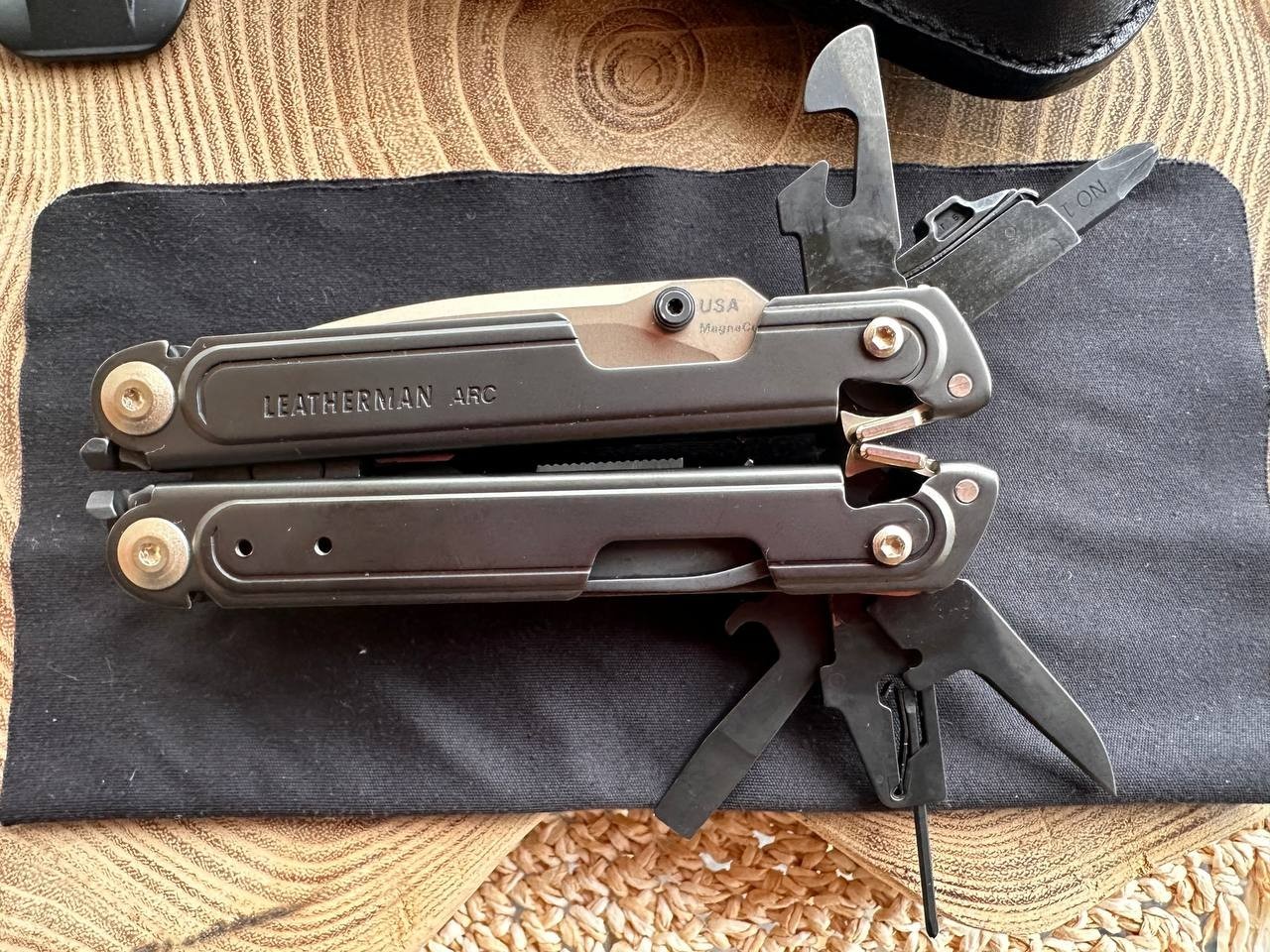 leatherman arc obsidian