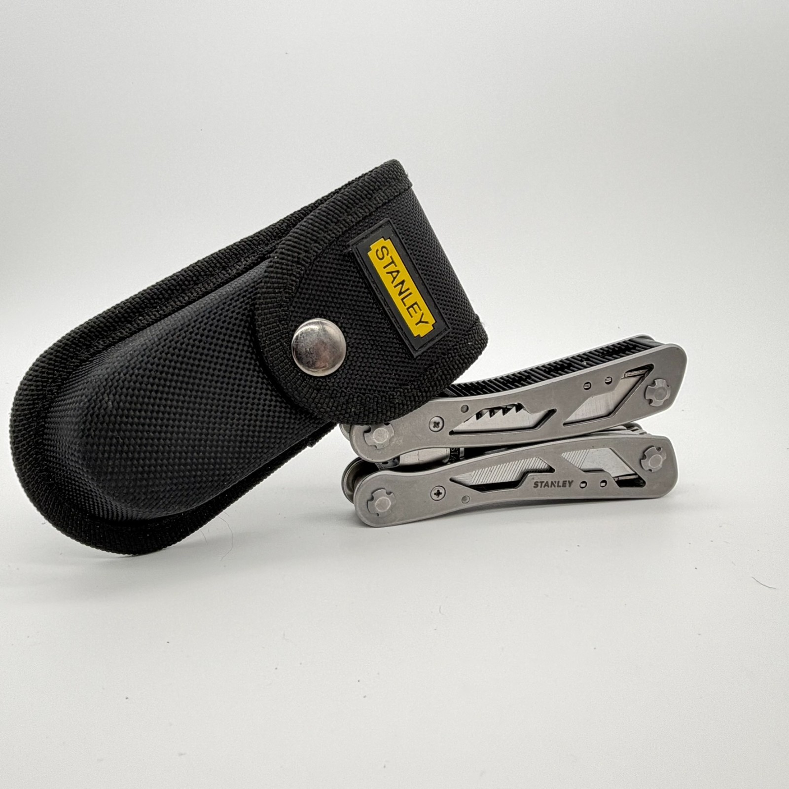 Stanley 12-in-1 Multi-Tool Pliers Pocket Knife Saw Screwdriver Sheath EDC Tool