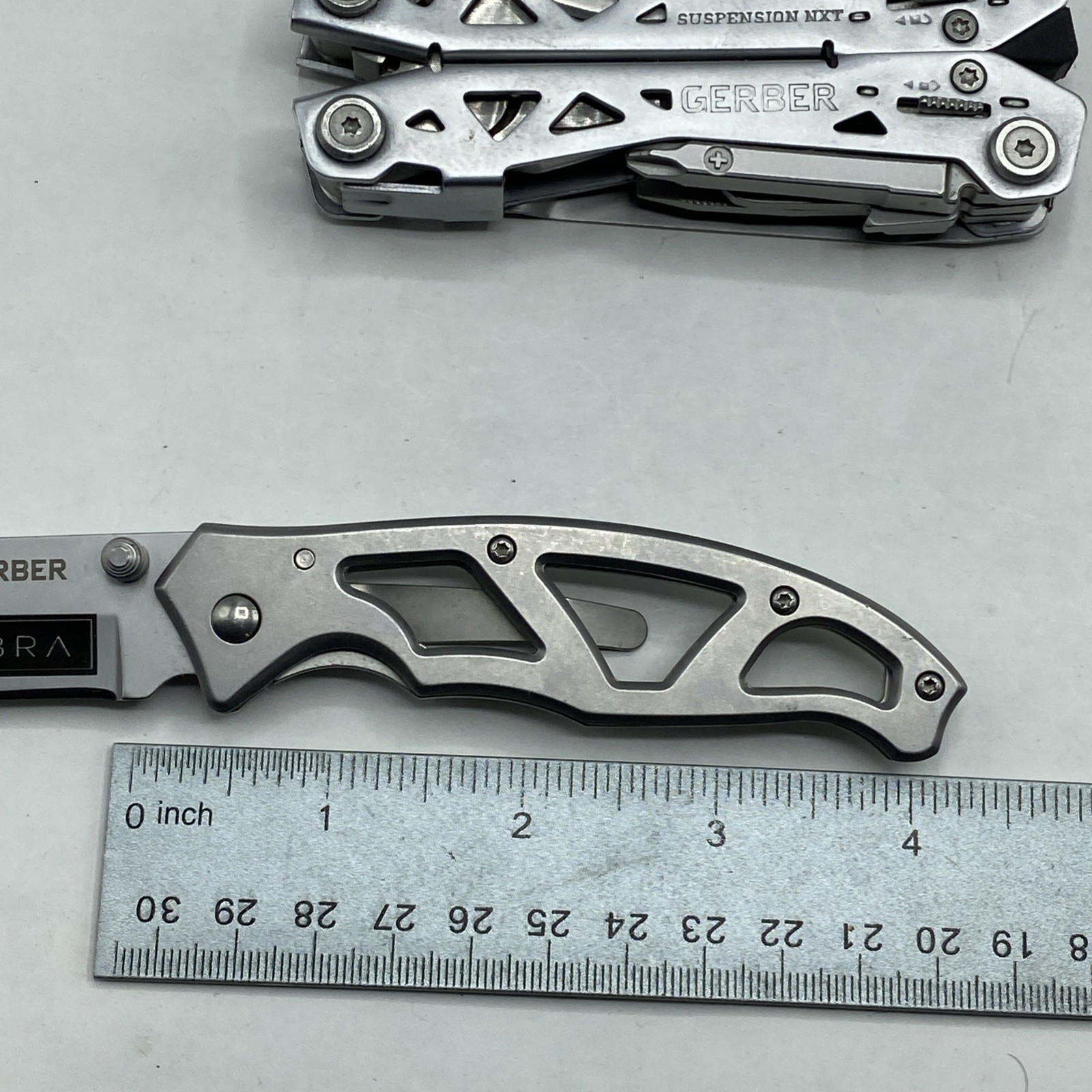 Gerber Suspension NXT & Paraframe I Knife Logo Combo – Silver