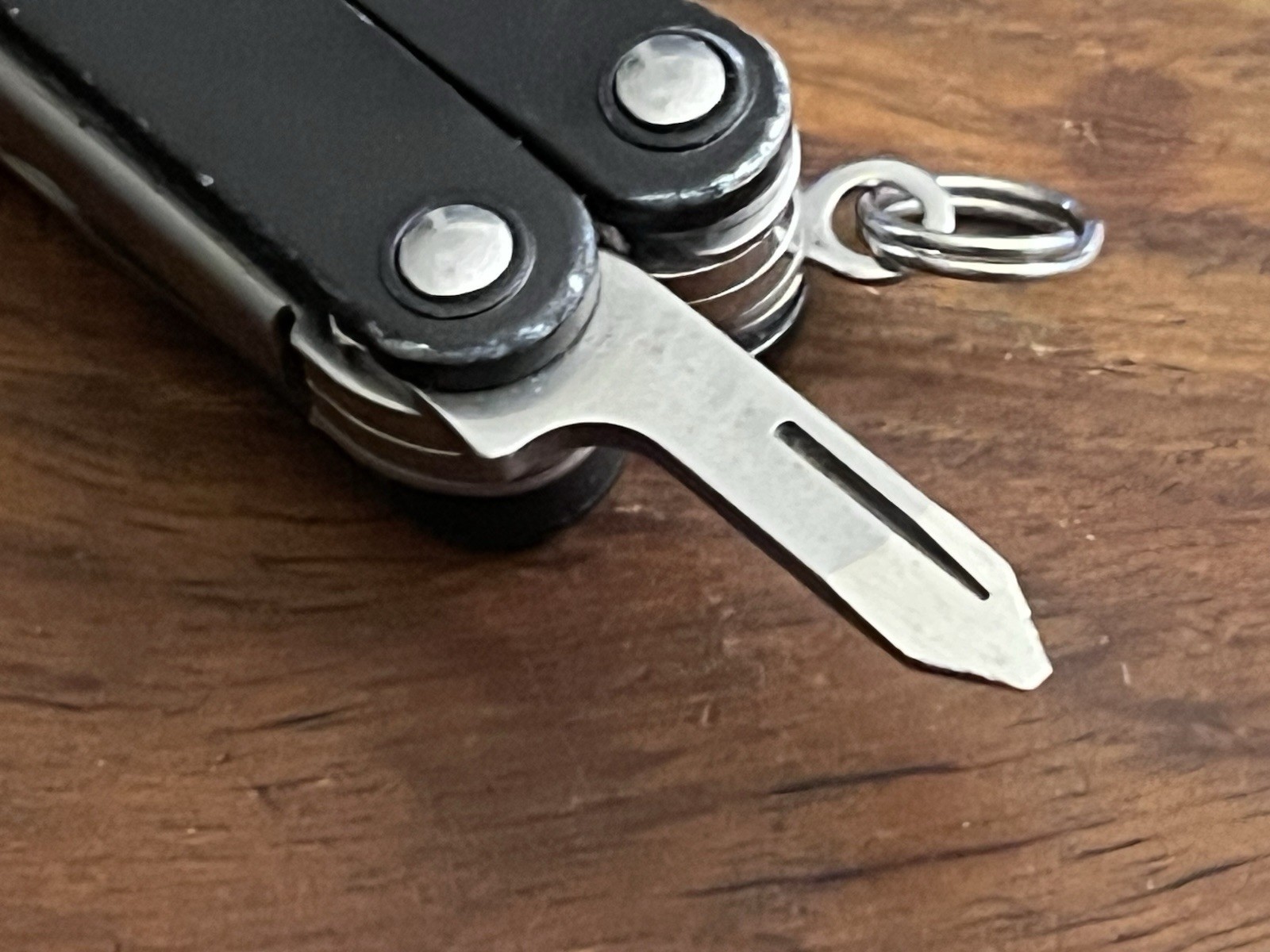 RETIRED Leatherman Squirt PS4 MultiTool Black DISCONTINUED SUPER NICE!