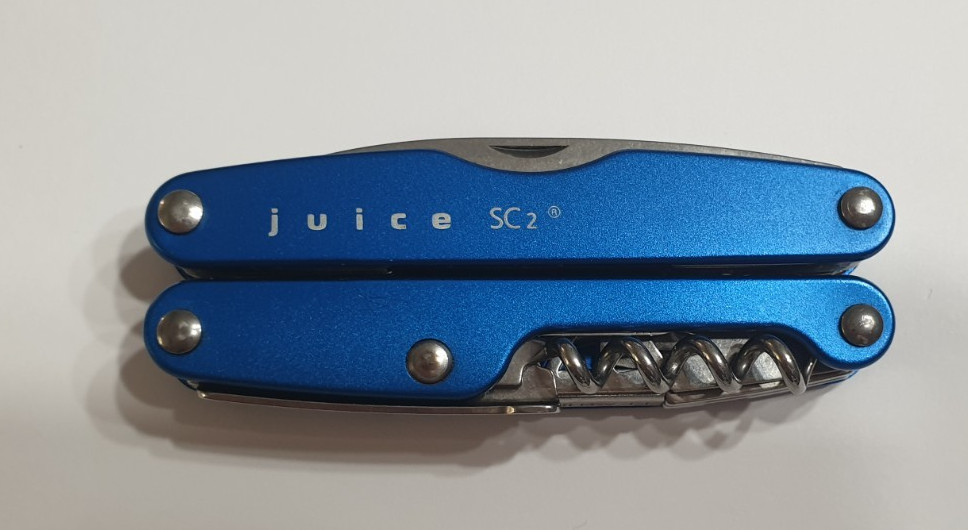 🔥 Leatherman Multi Tool Juice SC2 Blue Retired Walmart Rare Nice Condition