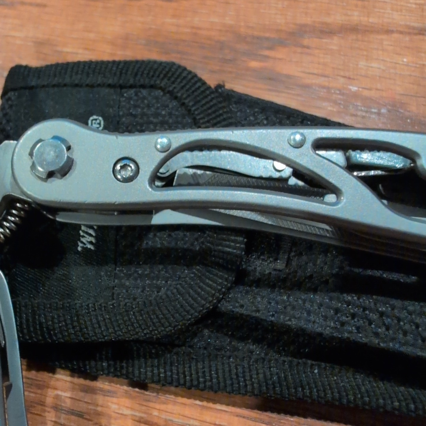 Winchester Multi-Tool w/ Nylon Sheath Stainless Steel Pocket Knife Pliers