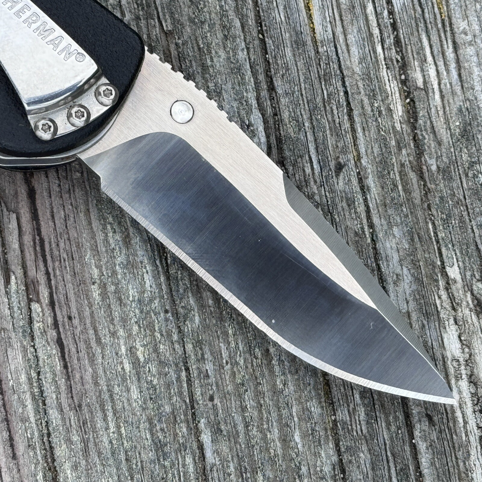 Leatherman E55B multitool (Expanse Series). Premium 154CM Stainless steel