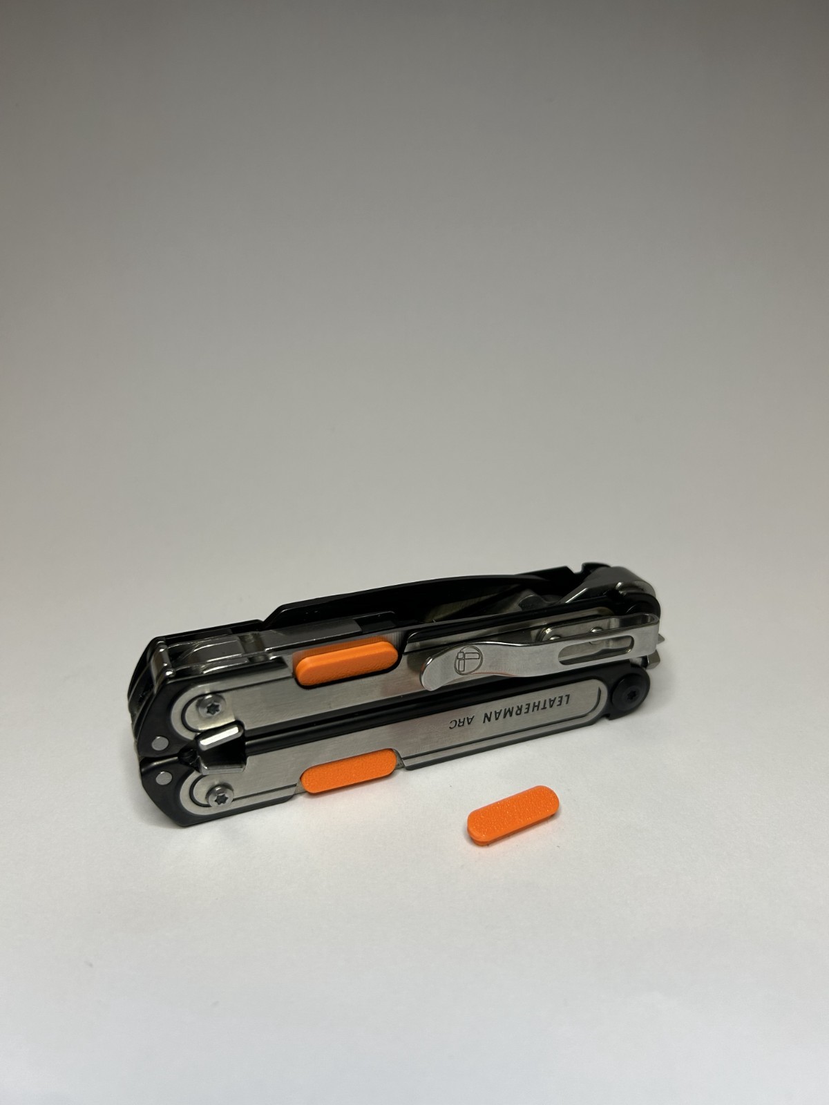 Leatherman Arc Upgrade Accessory – Thumb Studs