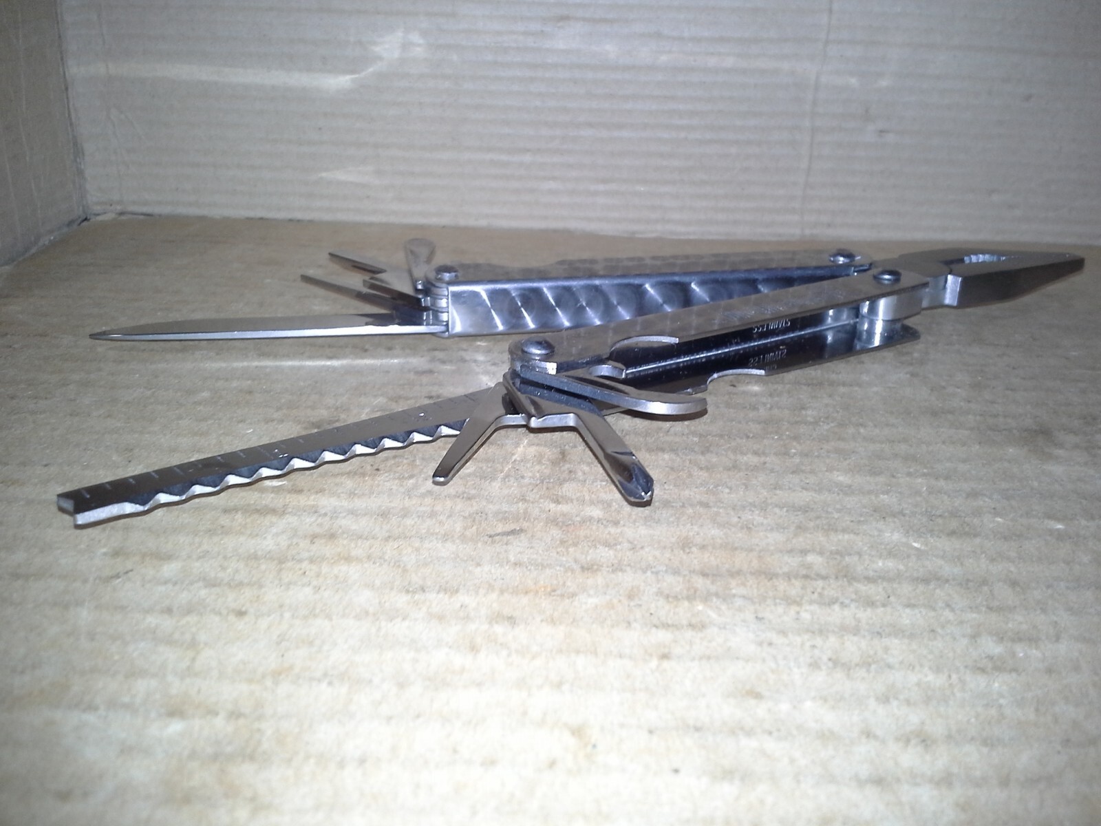 Sheffield Stainless multi tool Made in China Working , VGC