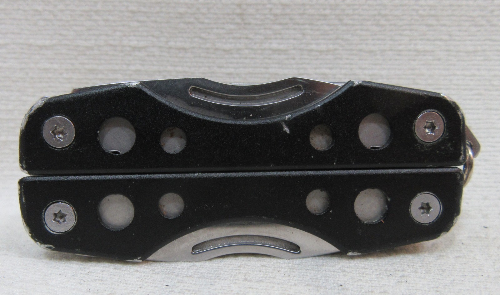 Gerber Clutch Mini Multi Tool With Pliers, Blade, Nail File & More