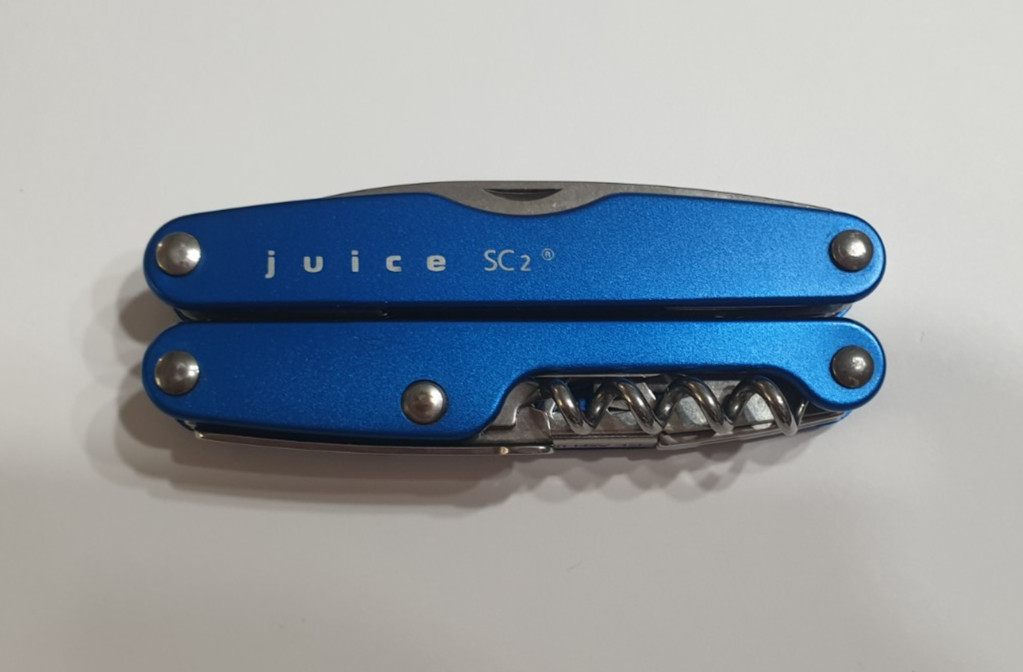 🔥 Leatherman Multi Tool Juice SC2 Blue Retired Walmart Rare Nice Condition