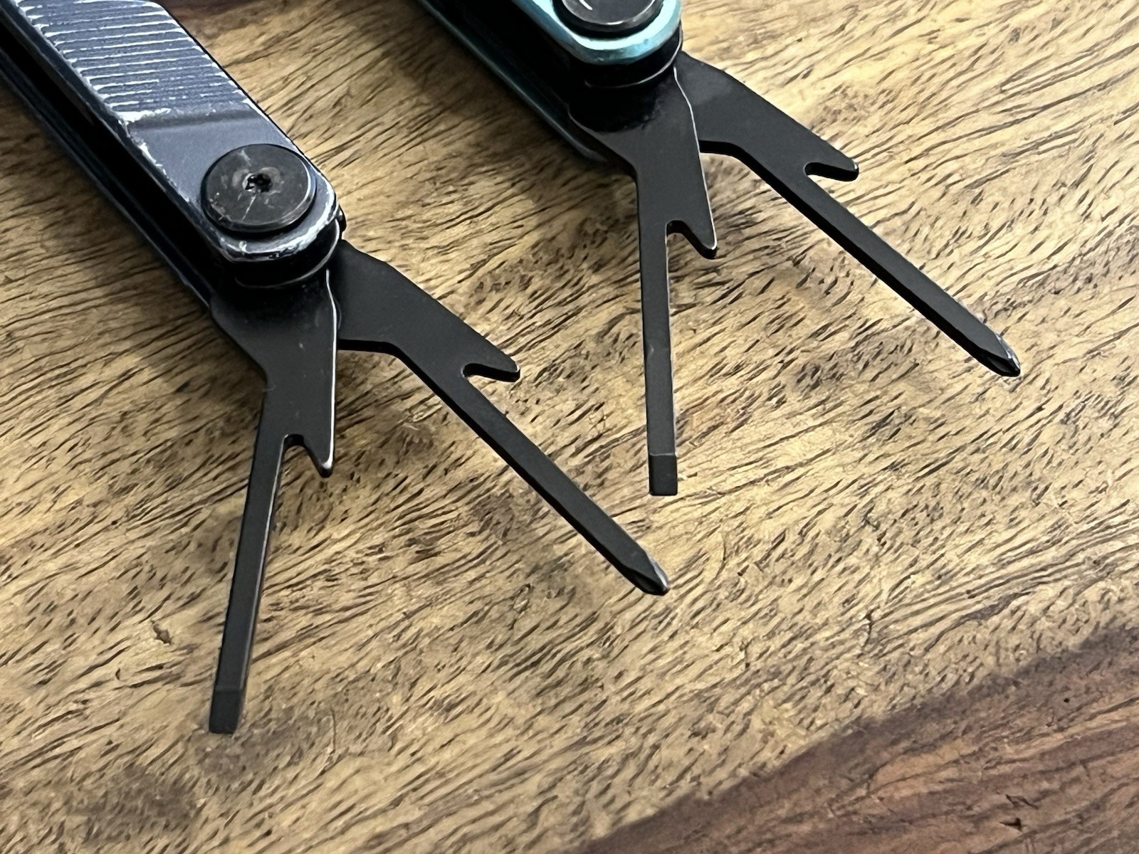 Gerber Armbar Mini Drive Multi-Tool 8-in-1 Bit Driver Excellent Condition Lot 2