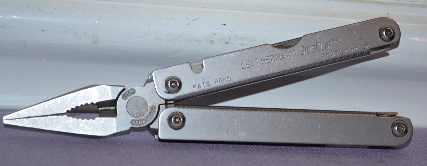 OEM Leatherman SideClip Multi-Tool, Plier, Knife W/Belt Clip–Discontinued-Great