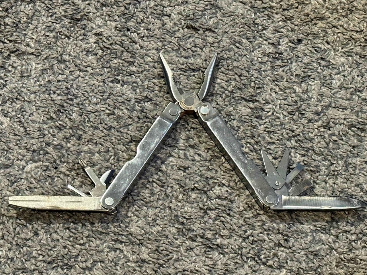 Vintage 1996 Leatherman PST II Serrated Pocket Survival Tool Multi-Tool 1996